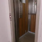 شقة Bral 8 Two-bedroom Beachfront *