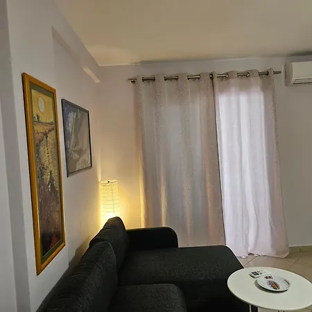 Апартаменты Bral 8 Two-bedroom Beachfront *