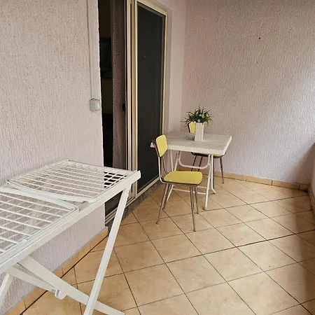 Bral 8 Two-bedroom Beachfront דירה דורס